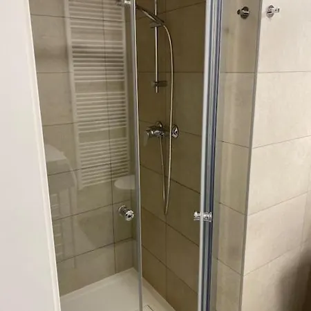 New In Apartment Prague